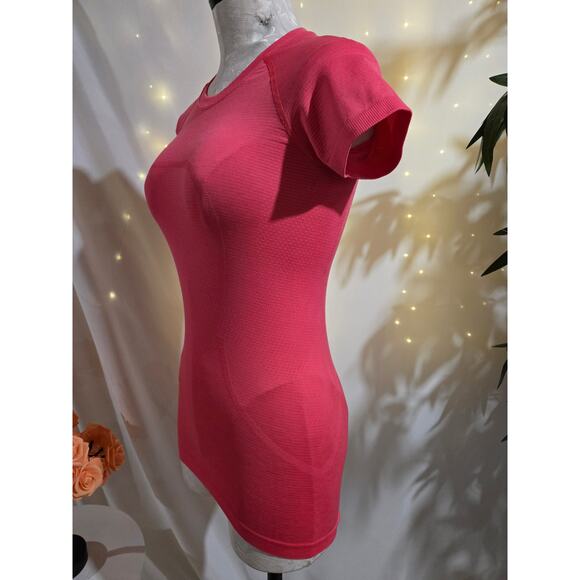 Lululemon Swiftly Tech Short-Sleeve Crew Shirt 2.0 Womens Size 2 Hot Pink Active - Picture 3 of 9